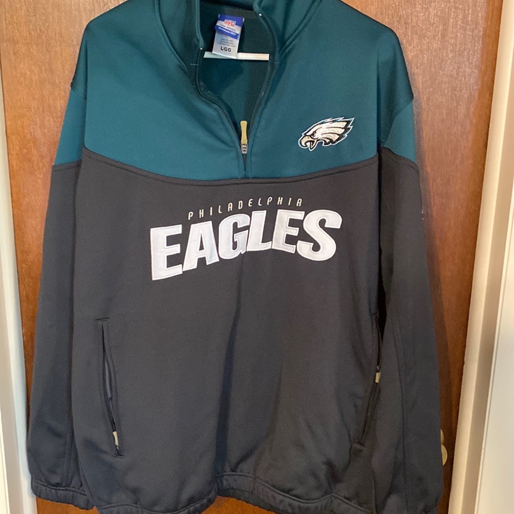 NFL Eagles jacket, warm, great for tailgating or games!